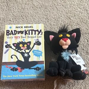 Bad Kitty Boxed Set with Plush Toy